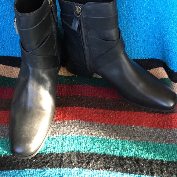 FLASH SALE! Jigsaw black leather buckle boots - Picture 2 of 8